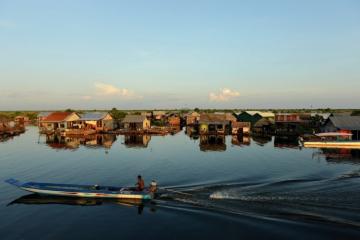 Discover Great Lake Tonle Sap and Kulen Waterfall